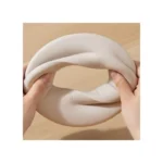 Bacín de entrenamiento infantil para bebé color beige con diseño baby cam, asiento cómodo y respaldo, ideal para el aprendizaje del baño.