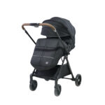 Coche para bebé Marsella color negro con capota amplia, asiento reclinable y ruedas grandes, ideal para paseos cómodos y seguros