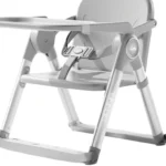 “Silla de comer Sienna Baby Cam color gris con bandeja desmontable, arnés de seguridad y estructura estable para bebé.”