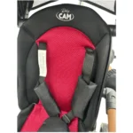 Triciclo Flex Baby Cam rojo negro con capota, manija de empuje, asiento acolchado y canastilla, ideal para paseos seguros del bebé.