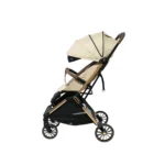 Coche para bebé Denver Baby Cam color beige con capota amplia, asiento acolchado y ruedas giratorias para paseos cómodos y seguros.